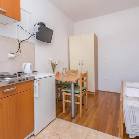 Apartamento Gorgeous In With Wifi